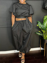 Indiebeautie – Einfarbiges Set aus Oberteil und Hose mit Bindeband